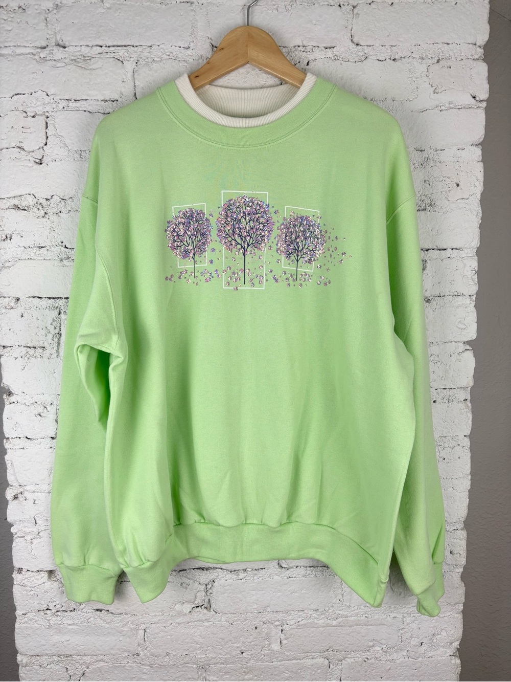 Vintage Glittering Tree Light Green Crewneck Sweatshirt XL
